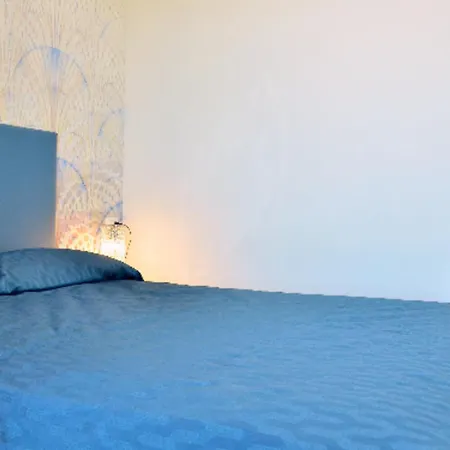 Azure Serenity Modern Sea View Flat With Pool 公寓 *