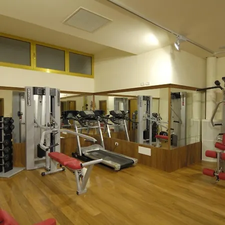 Azure Serenity Modern Sea View Flat With Pool