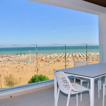 Διαμέρισμα Azure Serenity Modern Sea View Flat With Pool *