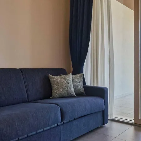 Azure Serenity Modern Sea View Flat With Pool Διαμέρισμα *