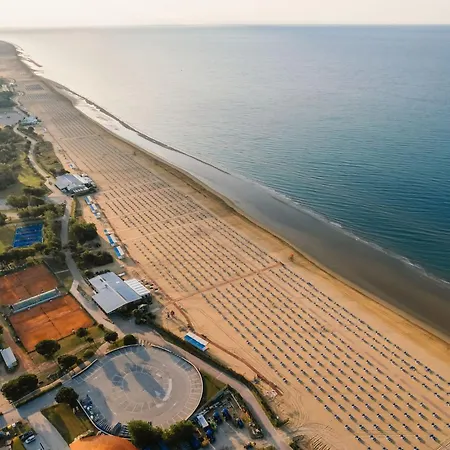 Διαμέρισμα Azure Serenity Modern Sea View Flat With Pool Μπιμπιόνε