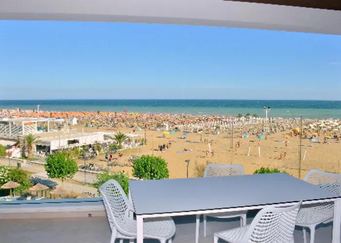 Lägenhet Azure Serenity Modern Sea View Flat With Pool